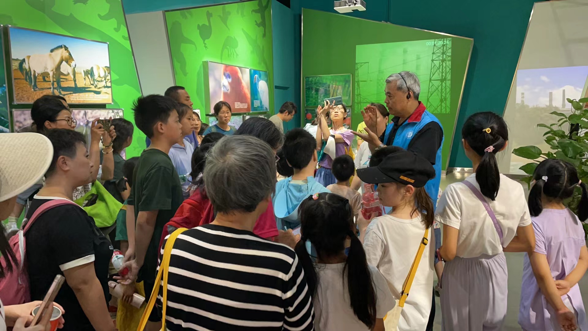 银龄伴我学科学